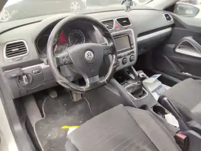 Veículo de Sucata volkswagen scirocco (137) 1.4 tsi (90kw) do ano 2001 alimentado cax