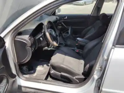 Scrapping Vehicle volkswagen passat berlina (3b2) comfortline of the year 2001 powered ajm