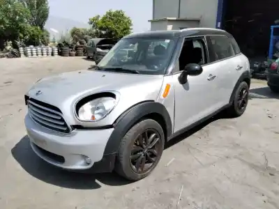 Veículo de Sucata mini mini countryman (r60) cooper d do ano 2001 alimentado 