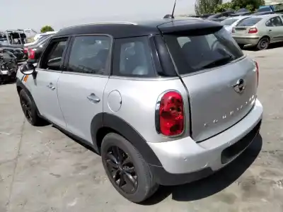 Veículo de Sucata mini mini countryman (r60) cooper d do ano 2001 alimentado 