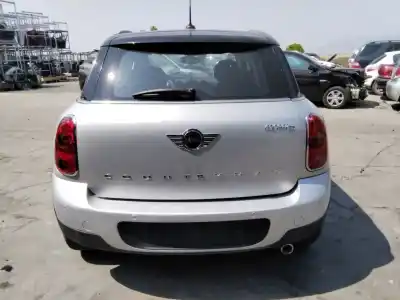 Veículo de Sucata mini mini countryman (r60) cooper d do ano 2001 alimentado 