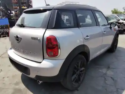 Veículo de Sucata mini mini countryman (r60) cooper d do ano 2001 alimentado 