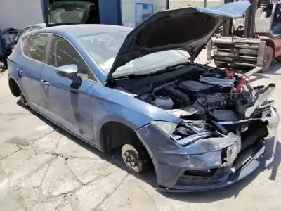 Здавання транспортного засобу seat leon (5f1) reference року 2001 потужний dkr