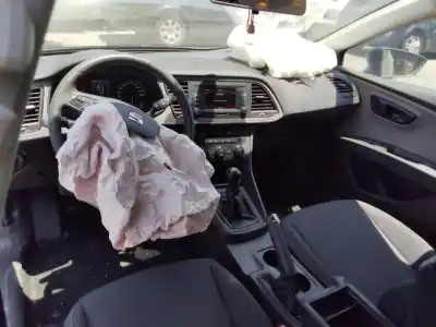 Здавання транспортного засобу seat leon (5f1) reference року 2001 потужний dkr