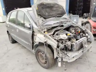 Здавання транспортного засобу renault scenic (ja..) 1.9 dci authentique року 2001 потужний 