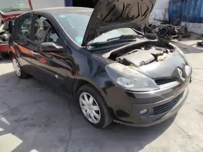 Здавання транспортного засобу renault clio iii exception року 2001 потужний d4f740 Здавання транспортного засобу renault clio iii exception року 2001 потужний d4f740