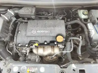 Veículo de Sucata opel corsa e 120 aniversario do ano 2001 alimentado b14xer