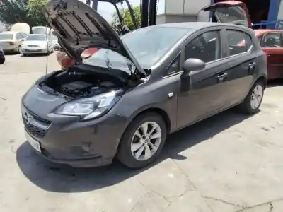 Veículo de Sucata opel corsa e 120 aniversario do ano 2001 alimentado b14xer