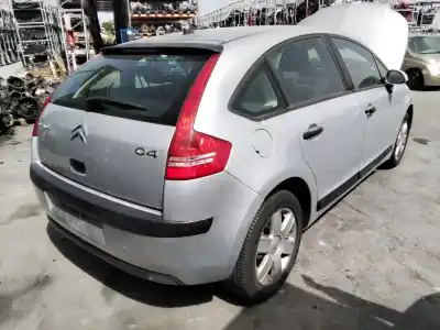 Veículo de Sucata citroen c4 berlina collection do ano 2001 alimentado 9hy