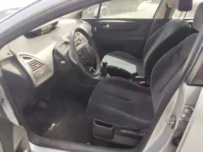 Veículo de Sucata citroen c4 berlina collection do ano 2001 alimentado 9hy