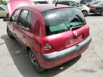 Здавання транспортного засобу renault clio ii fase ii (b/cb0) pack authentique року 2001 потужний 