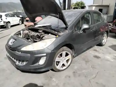 Здавання транспортного засобу peugeot 308 sport року 2001 потужний 