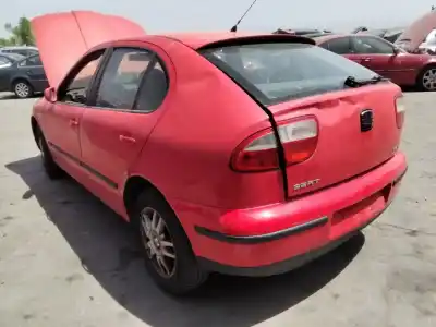 Здавання транспортного засобу seat leon (1m1) last edition року 2001 потужний 