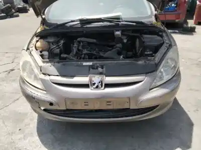 Veicolo di demolizione peugeot 307 break / sw (s1) break xr dell'anno 2001 alimentato 