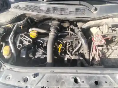 Veicolo di demolizione renault megane ii sedán (lm0/1_) 1.5 dci (lm0f, lm0t, lm2b) dell'anno 2001 alimentato  Veicolo di demolizione renault megane ii sedán (lm0/1_) 1.5 dci (lm0f, lm0t, lm2b) dell'anno 2001 alimentato