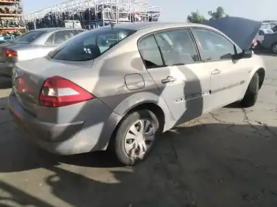 Veicolo di demolizione renault megane ii sedán (lm0/1_) 1.5 dci (lm0f, lm0t, lm2b) dell'anno 2001 alimentato  Veicolo di demolizione renault megane ii sedán (lm0/1_) 1.5 dci (lm0f, lm0t, lm2b) dell'anno 2001 alimentato