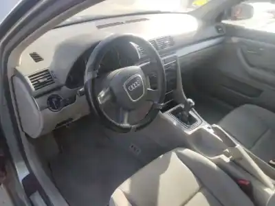 Veículo de Sucata audi a4 berlina (8e) 2.0 tdi 16v (103kw) do ano 2001 alimentado 
