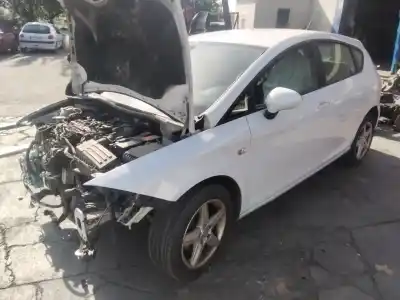 Veículo de Sucata seat leon (1p1) reference do ano 2001 alimentado cay