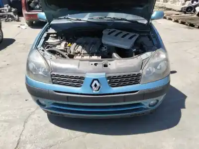 Здавання транспортного засобу renault clio ii fase ii (b/cb0) authentique року 2001 потужний 
