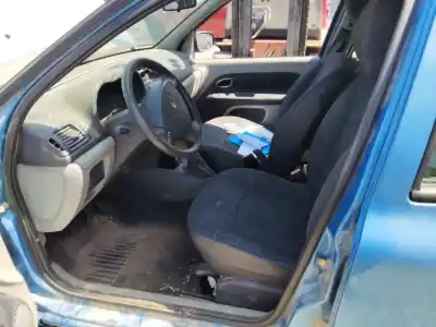 Утилизация автомобиля renault clio ii fase ii (b/cb0) authentique года 2001 питание 