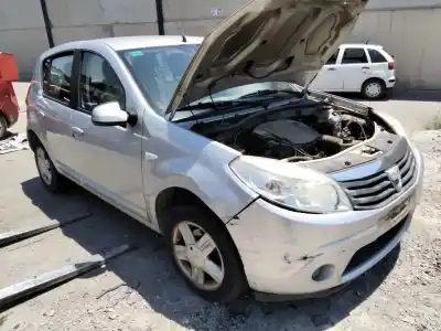 Veicolo di demolizione dacia sandero stepway essential dell'anno 2001 alimentato 