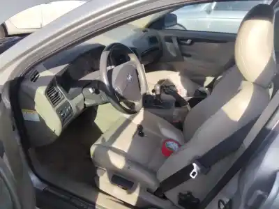 Sloopvoertuig volvo s60 berlina 2.4 d van het jaar 2001 aangedreven 