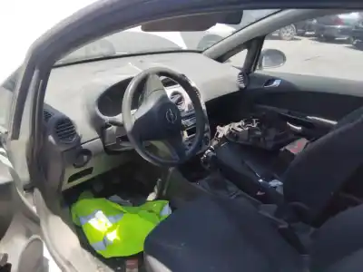 Veículo de Sucata opel corsa d cmon do ano 2001 alimentado 