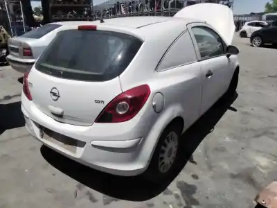 Veículo de Sucata opel corsa d cmon do ano 2001 alimentado 