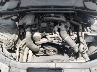 Veículo de Sucata bmw serie 3 berlina (e90) 318d do ano 2001 alimentado 