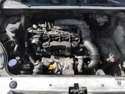 Veículo de Sucata peugeot partner (s2) combi plus do ano 2001 alimentado 