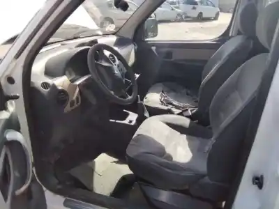 Veículo de Sucata peugeot partner (s2) combi plus do ano 2001 alimentado 