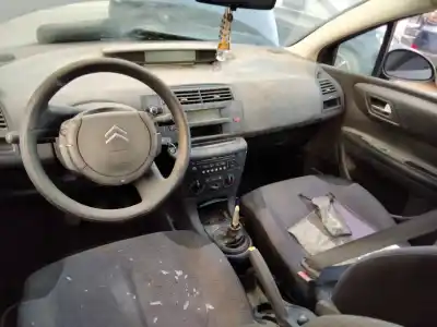 Здавання транспортного засобу CITROEN C4 BERLINA  року 2001 потужний 