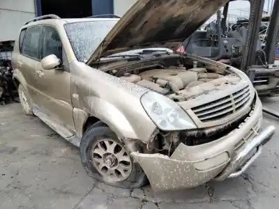 Veículo de Sucata ssangyong rexton 270 xdi limited do ano 2001 alimentado 