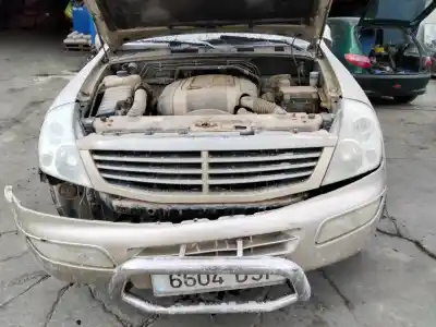 Veículo de Sucata ssangyong rexton 270 xdi limited do ano 2001 alimentado 