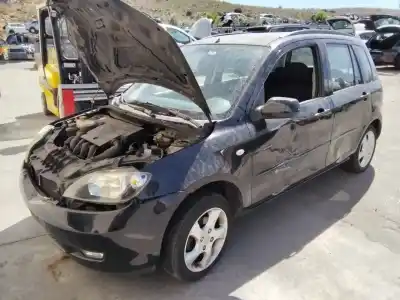 Veículo de Sucata mazda 2 berlina (dy) 1.4 cat do ano 2001 alimentado 