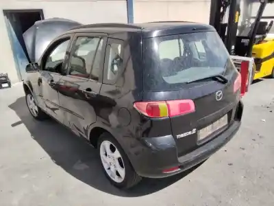 Veículo de Sucata mazda 2 berlina (dy) 1.4 cat do ano 2001 alimentado 