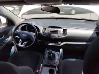 Veículo de Sucata kia sportage emotion 4x2 do ano 2001 alimentado 