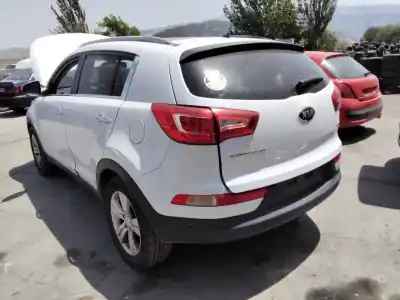 Veículo de Sucata kia sportage emotion 4x2 do ano 2001 alimentado 