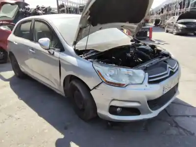 Veículo de Sucata citroen c4 lim. business do ano 2001 alimentado 