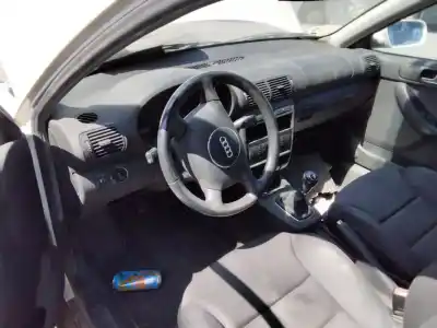 Здавання транспортного засобу audi a3 (8l1) 1.6 року 2001 потужний 