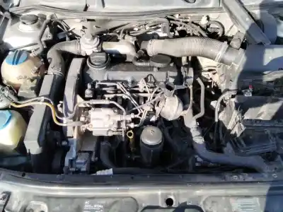 Veículo de Sucata seat toledo (1m2) select do ano 2001 alimentado 