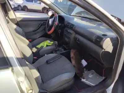 Veículo de Sucata seat toledo (1m2) select do ano 2001 alimentado 