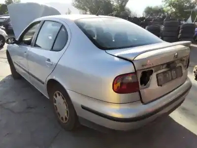 Veículo de Sucata seat toledo (1m2) select do ano 2001 alimentado 