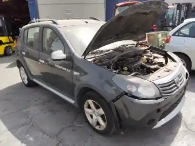 Veículo de Sucata dacia sandero ambiance do ano 2001 alimentado k9kk7