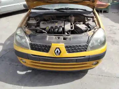 Здавання транспортного засобу renault clio ii fase ii (b/cb0) base authentique 75 cv / 55 kw року 2001 потужний 