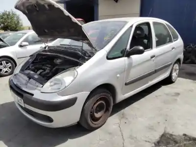 Scrapping Vehicle CITROEN XSARA PICASSO (N68)  of the year 2001 powered 