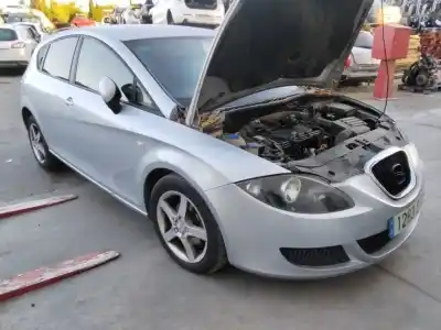 Veículo de Sucata seat leon (1p1) comfort limited do ano 2001 alimentado 
