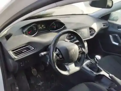 Veículo de Sucata peugeot 308 allure do ano 2001 alimentado hn02