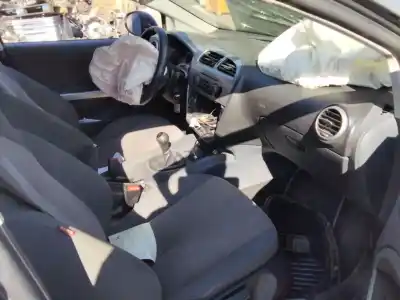 Veículo de Sucata seat leon (1p1) comfort limited do ano 2001 alimentado cax