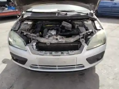 Veículo de Sucata ford focus berlina (cap) ambiente (d) do ano 2001 alimentado 